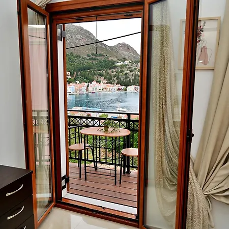 Voula's Traditional House * Μεγίστη