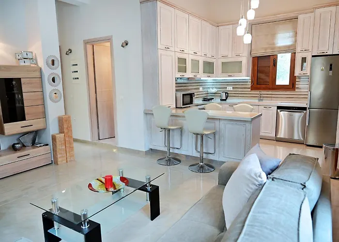 Voula's Traditional House 펜션 *